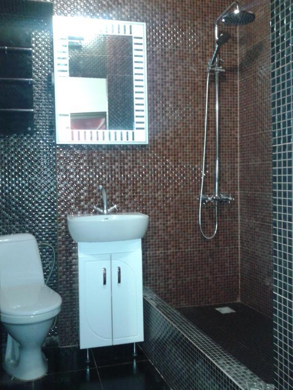 Квартира в центрі біля Оперного театру Львов Экстерьер фото